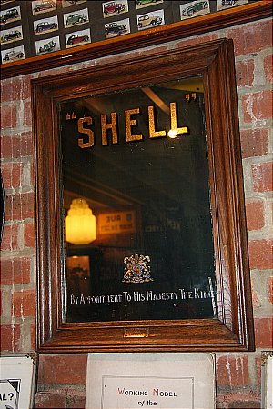 SHELL WALL MIRROR - click to enlarge